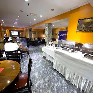 فندق New Royal, دبي